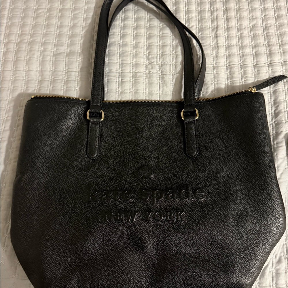 Kate Spade Black Pebbled Leather Tote With Matching Wallet - Picture 2 of 11